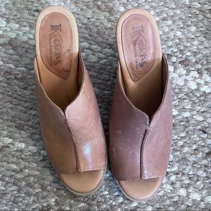 Korks genuine leather upper chunky heel. Size 8